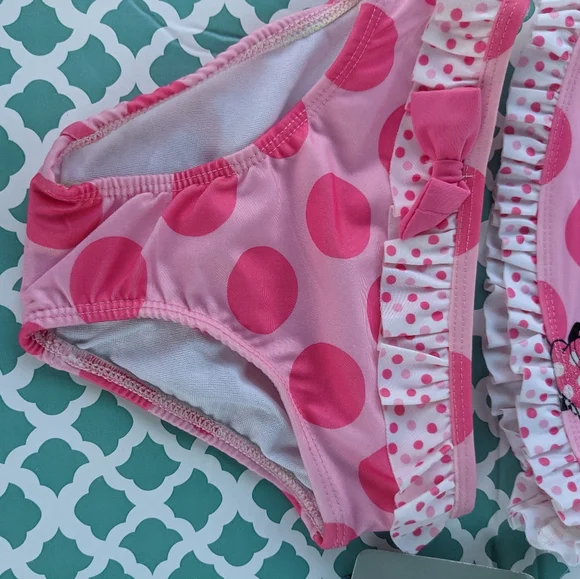 NEW-Disney Store Girls Minnie Mouse Dots with Bows 2-Piece Swimsuit size 2T - Picture 6 of 9